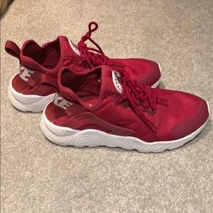 Nike Huarache Sneakers